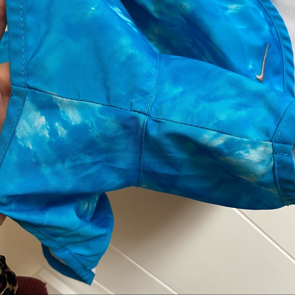 NIKE Dri Fit - Picture 8 of 9